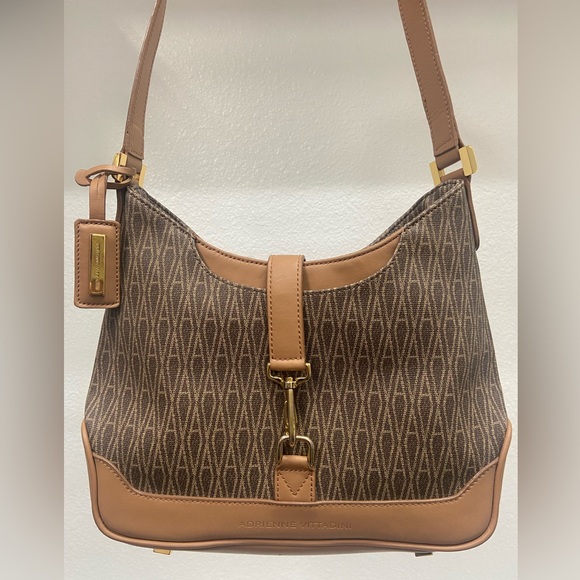 Adrienne Vittadini Bags Adrienne Vittandi Signature Shoulder Bag